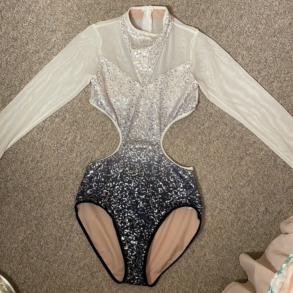 Weissman jazz costume. Medium adult.